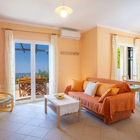 Natura Villas Drymon Buitenkant foto