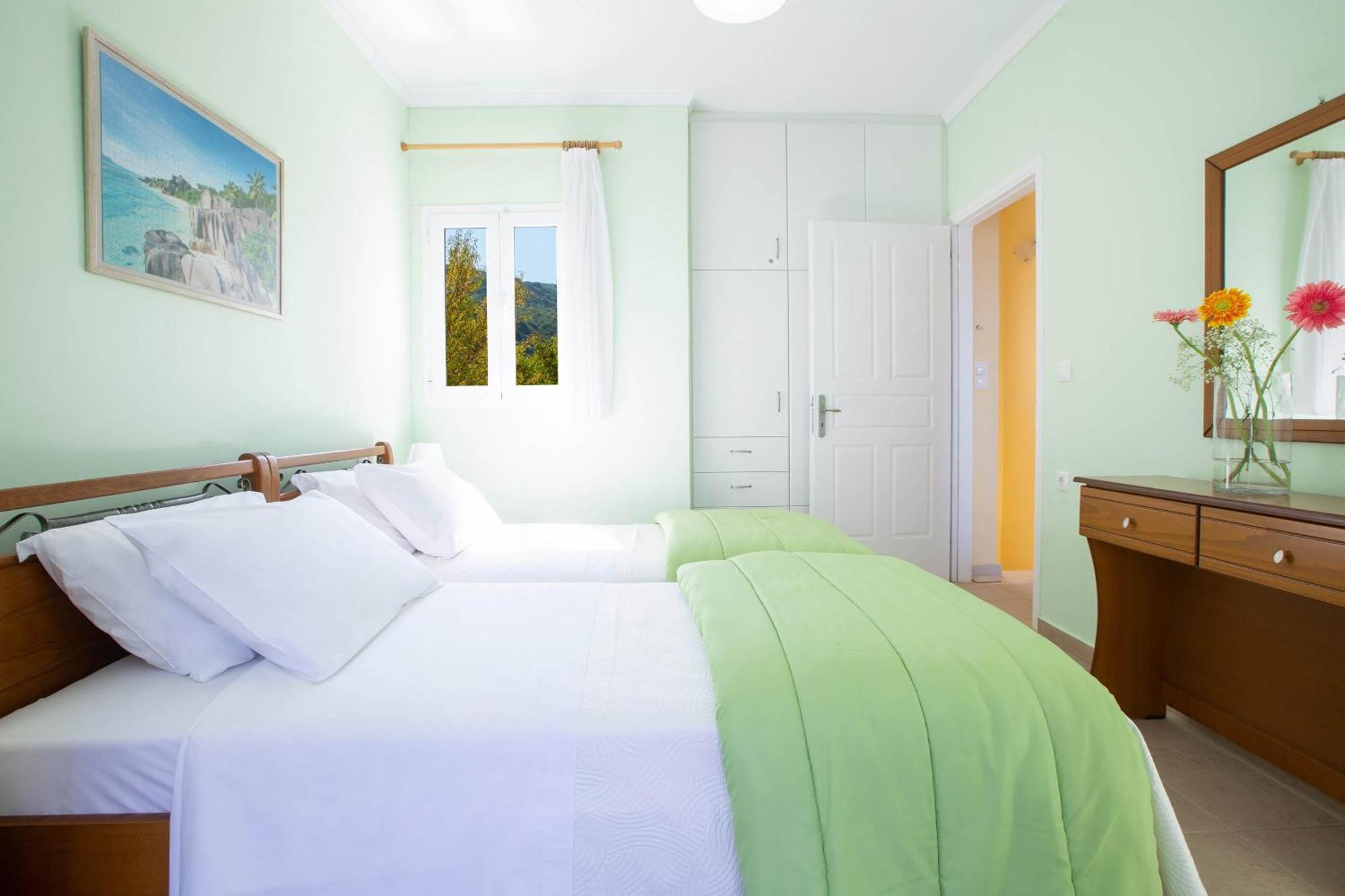 Natura Villas Drymon Buitenkant foto