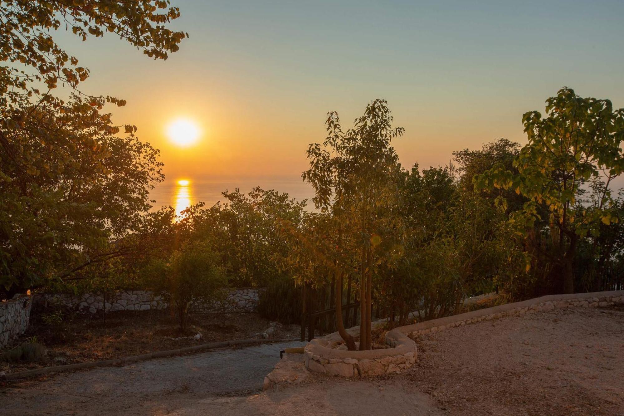 Natura Villas Drymon Buitenkant foto